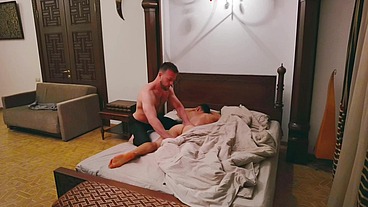 Happy ending massage with Mario Vertigo