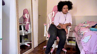 BBW Eating and Period Farting while Bf is watching and annoying