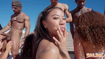 Ricky'_s Resort - Jewels Blu Episode