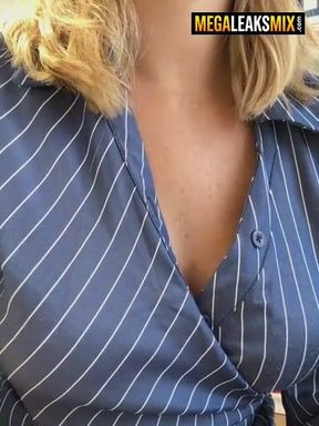 Hii_Lolla - Live Webcam Show 2026-09-18