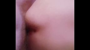 EMILY TRAVESTI DE TRUJILLO SIENDO ATENDIDA POR UN AMIGO