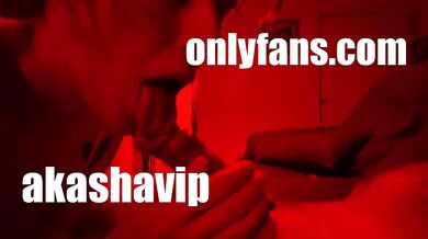 A huge load all over her face, this submissive girl gives herself completely to his cock, she smiles when the cum explodes