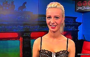 Tiny blonde jessy enjoys in bukkakes and facials