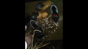 Sneaker Mudding together with a pal