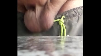 Batendo e gemendo louco de tes&atilde_o