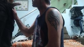 dando gostoso para o puto. ele socou gostoso.
