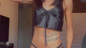 Dutch Shemale jerk off sesh ?