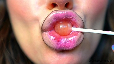 Pathetic Loser Jerks to My Tiny Lollipop