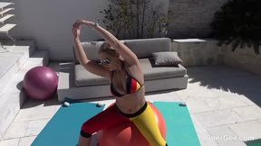 Lena Nitro fit girl