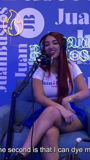Jessica Sodi Cums While Telling Her Fantasies on a Vibrator Machine