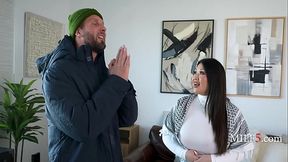 Thicc Asian MILF Helps A Hobo To Fuck Him Later - Tokyo Leigh  |  MILF5