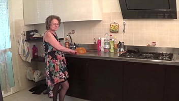 Old Slut Eager For Cock