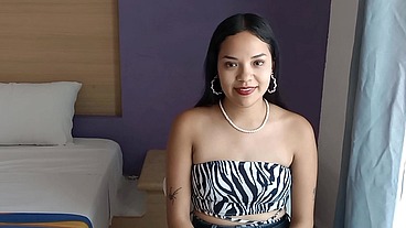 ANNA, 20 YEARS OLD - WAITRESS - CASTING PART 1