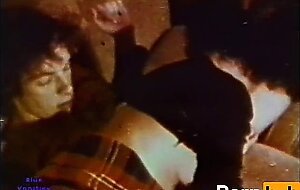 Peepshow Loops 226 1970s - Scene 4