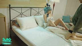 Horny Cosplay Girl Gets Fucked