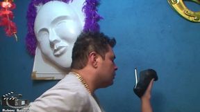 dhones portella productions em uma cena quente com atriz celine salles.