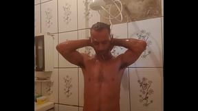 TRAPPER TIH DJC MC TOMANDO BANHO