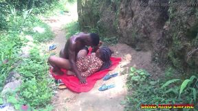 A stranger finds a lost teenager and takes advantage of her vulnerability