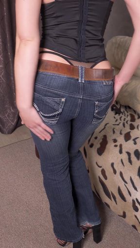 MILF in Low Waist Jeans Teasing Whale Tail Ass
