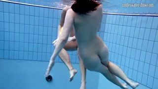 Andrea and Monica but also Janka get horny in the pool