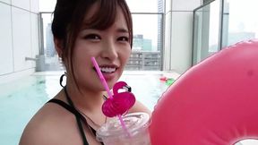 Crazy beauty drives guy wild, eats snatch until hotel