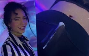 Moaning in Stockings - I Cum with My Stockings on