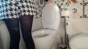 the sweet dirty sound from the toilet