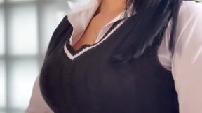 One look... many secrets 💋