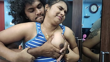 Horny Indian College Girl Gets Her Pussy Licked, Boobs Sucked And Fucked Deep In Bed