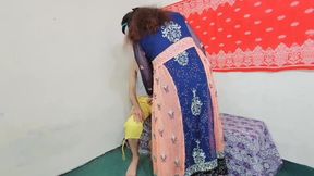 Bangladeshi Bhabi Fucked With House Worker At Room.