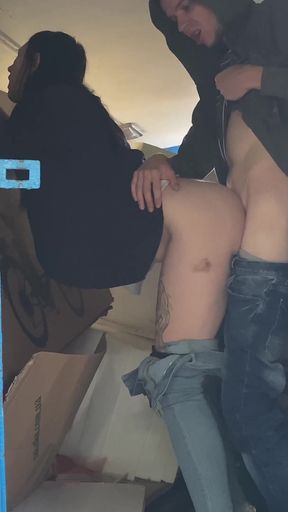 A Warehouse Worker Fucked the Manager Hard Right There on the Boxes and Put Her in Her Place