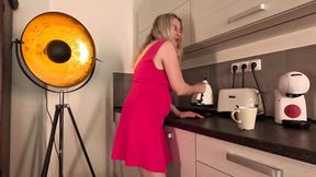Mature MILF parades off big saggy tits and huge prolapse