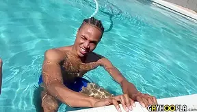 Baron Wades Massive Rod Pleases Him As He Jizzes Hard – GayHoopla