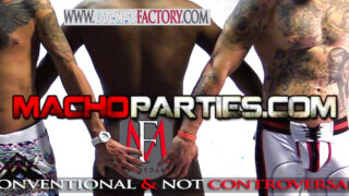 Csupasz hátú, férfi – Pablo Bravo és Viktor Rom, análisan kefélnek