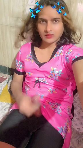 Zoya Shezadi Going to Secret Small Room to Mood Fresh for Myself