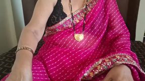 Gulabi Saree MILF Shilpa Selflove