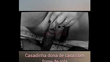 Comi a buceta da mulher do valent&atilde_o da rua
