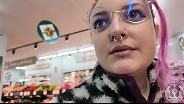 PLUMP CHICK BURPS AT THE SUPERMARKET &ndash_ EMBARRASSING PUBLIC DISPLAY