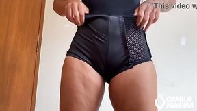 Big booty Latina MILF showing her ass on cam