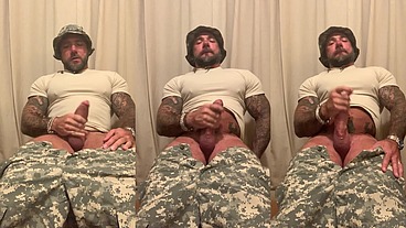 Solo military masturbation with Jason Collins!