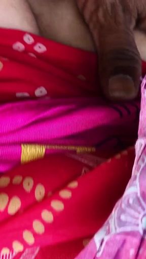 Bhabhi Ji Ne devar ji ka land munh mein liya desi khet mein chudai   Clip 1
