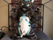 Fursuiter cums using venus 2000