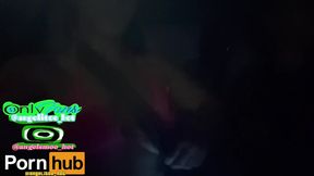 CHICA tetas grandes me pide ser su uber &mdash;  la pongo a mamar mientras que conduzco videos porno xxx