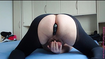 Die Notgeile Carmen Nylonjunge 1 ** Solo Anal **