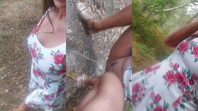 coucou, je me soulage en pleine foret... debloque ma video pour voir mon ...