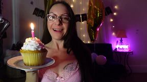 Candlelight & Cupcake Cravings