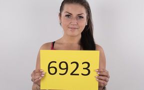 X Virtual 28 Czechcasting - Veronika in 180°