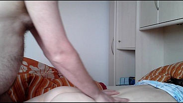 Nackt und Notgeil auf dem Bett in Braunschweig 1 [Massage]