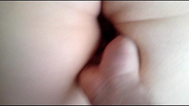 Nackt und Notgeil auf dem Bett in Braunschweig 1 [Massage]