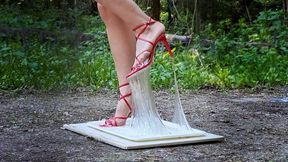 High heels sandals stuck in rodent glue, high heels stuck in glue, girl got stuck in a glue, strappy sandals in glue, shoes in glue, girl stuck in glue
